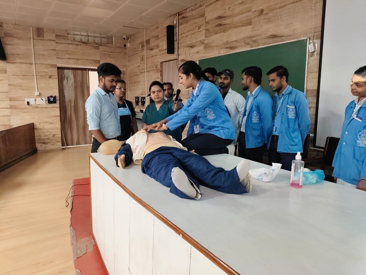 WhatsApp Image 2025-10-18 at 5.47.50 PM WhatsApp Image 2025-10-18 at 5.47.50 PM