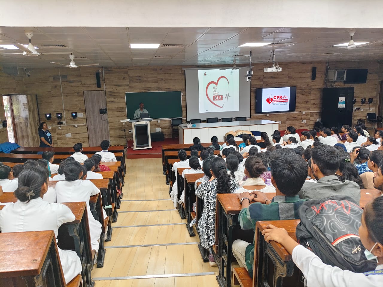 WhatsApp Image 2025-10-18 at 5.47.51 PM (1) WhatsApp Image 2025-10-18 at 5.47.51 PM (1)